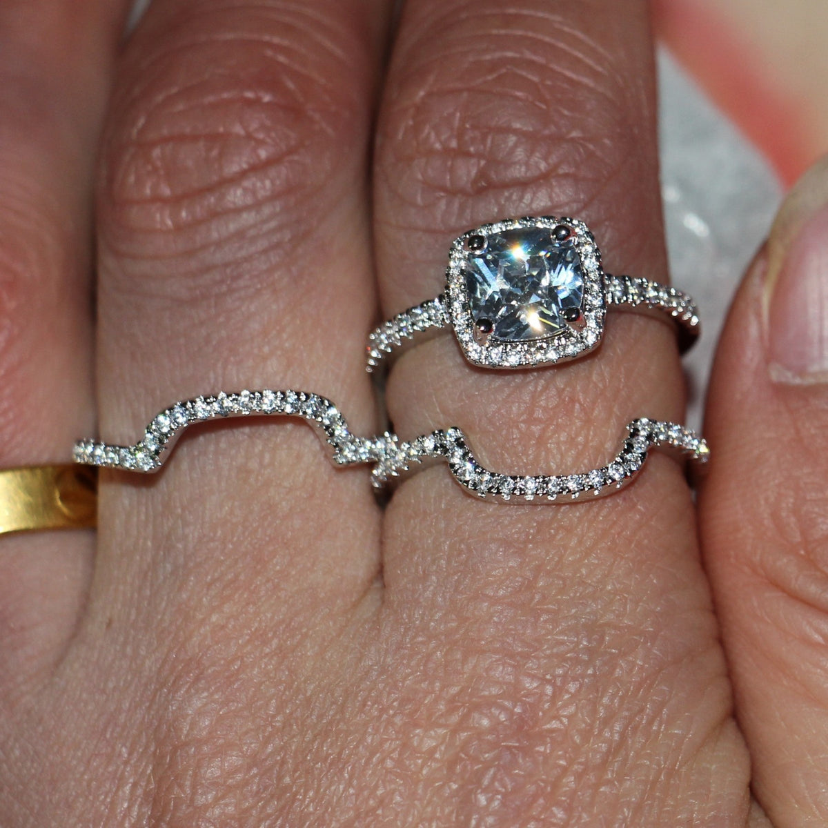3-Layer Zircon Stone Ring Set - Stylish Fashion Jewelry